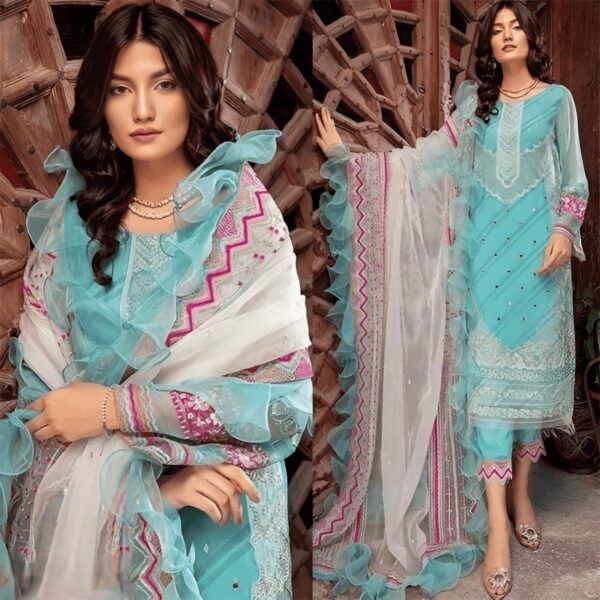 Graceful Light Green Georgette Pakistani Salwar Kameez – Exquisite Yarn Work
