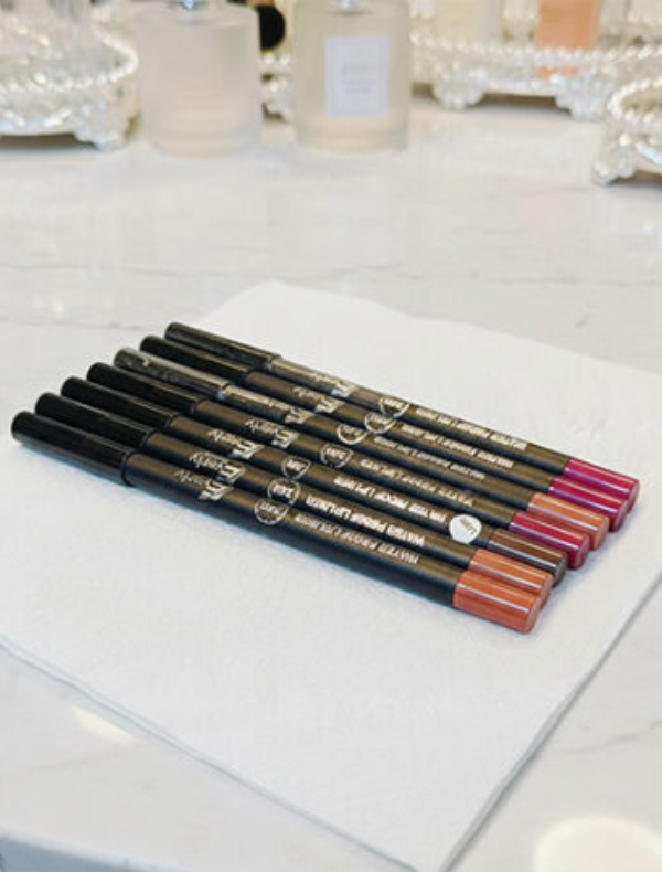 Waterproof & Long Lasting Lip Liner